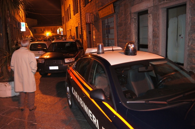 I carabinieri sul luogo della strage