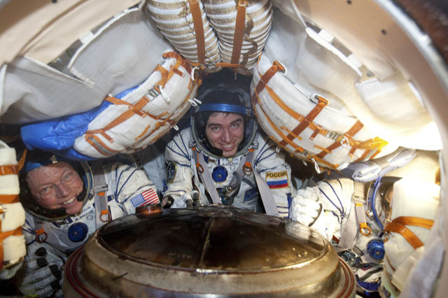 Nel ventre di una capsula Soyuz