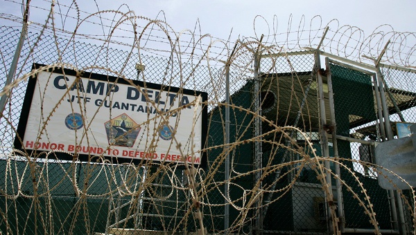 Guantanamo - Da più di dieci anni il carcere degli orrori