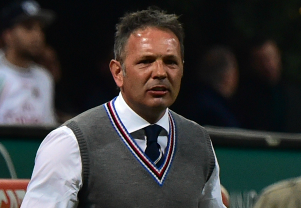 Sinisa Mihajlovic (Milan) ai tempi in cui allenava la Sampdoria