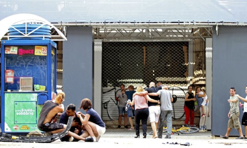 attentato-barcellona-14-morti-2-italiani.jpg