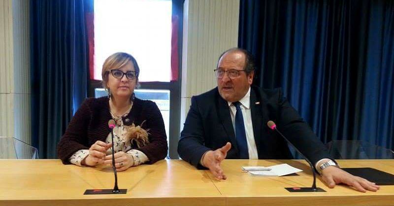 Mario Mazzocca (Capogruppo Art.1 Mdp Abruzzo e Sottosegretario alla Presidenza della Giunta Regionale) e Marinella Sclocco (Assessore Regionale con delega alle Politiche Sociali) 