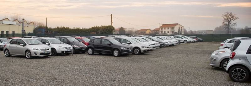 parcheggio-auto.jpg