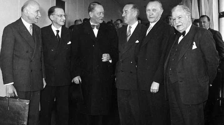 Altiero-Spinelli,-Alcide-De-Gasperi,-Jean-Monnet,-Robert-Schuman,-Joseph-Bech,-Konrad-Adenauer,-Paul-Henri-Spaak,--.jpg