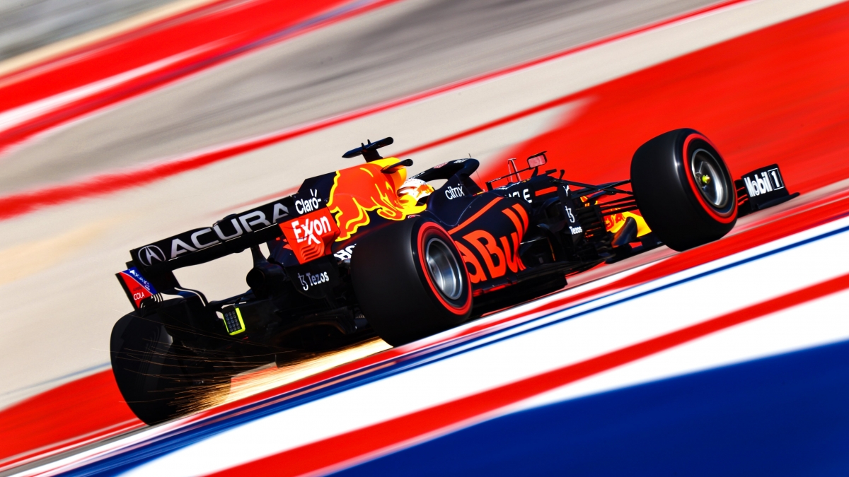 Max Verstappen fa scintille con la pole position al Circuit Of The Americas (foto: Red Bull Racing Honda Twitter)