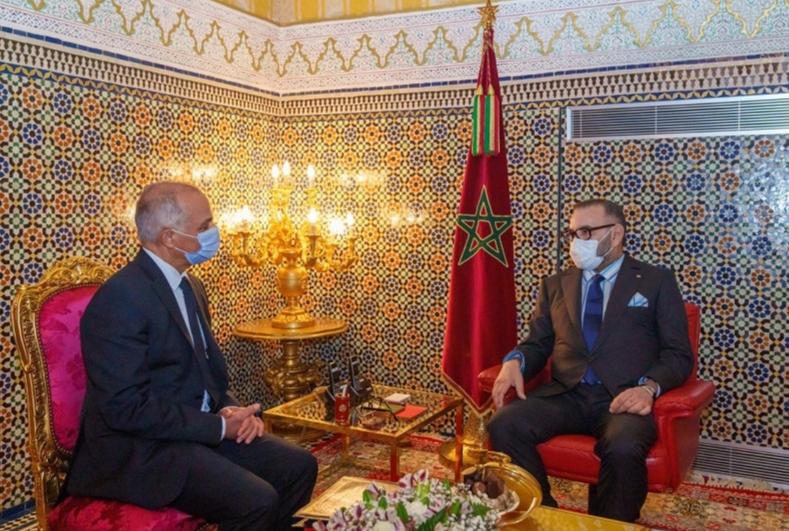 Il Re del Marocco Mohammed VI riceve Chakib Benmoussa, presidente della Commissione Speciale sul modello di sviluppo (CSMD)