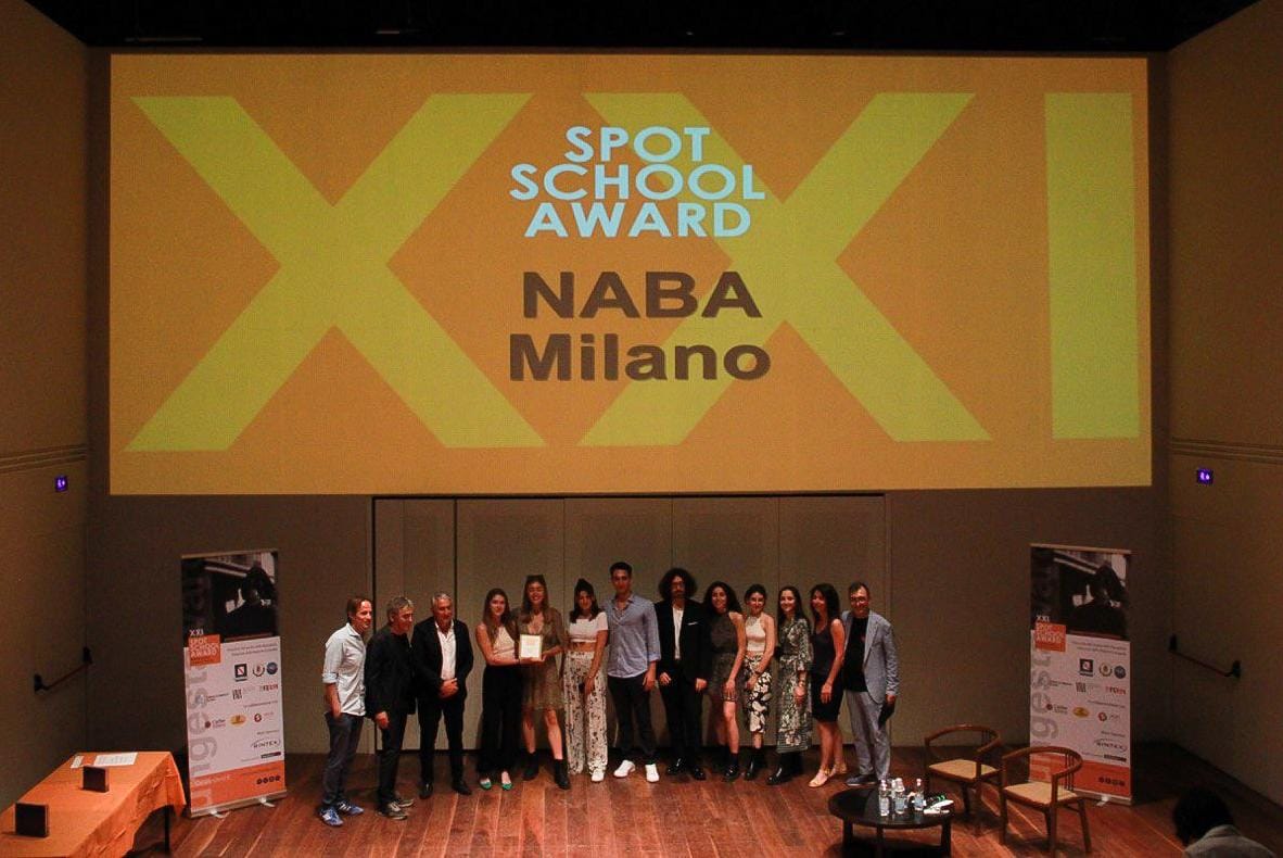 GOLDEN-SCHOOL-TROPHY-A-NABA-MILANO.jpg