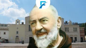 Padre-Pio-(2).jpg