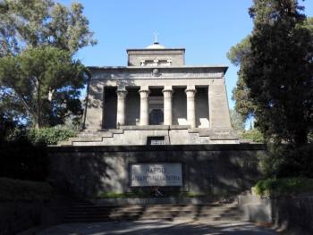 Napoli_Mausoleo.jpg