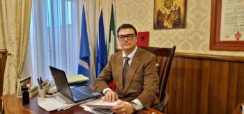 Nicola-Troisi-ufficio-lT3OGq.jpeg